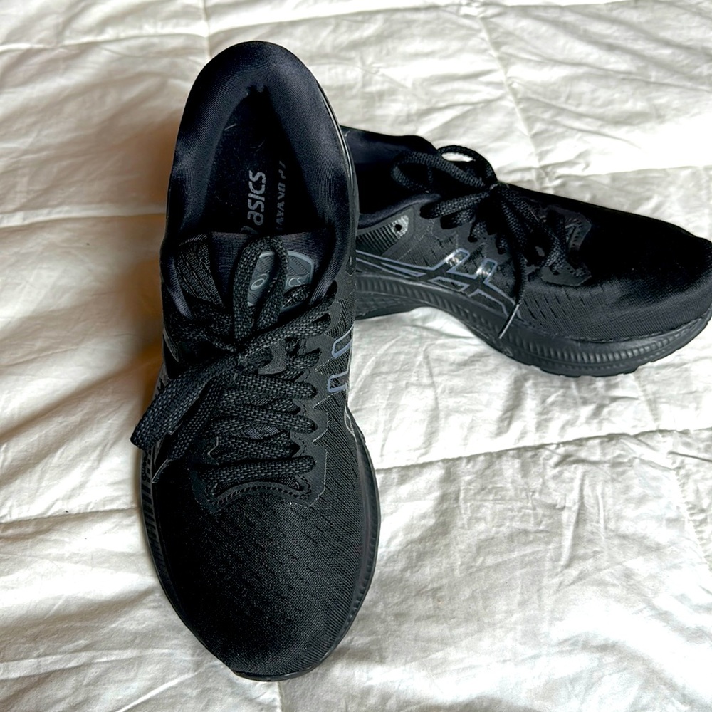 ASICS Gel Kayano 27